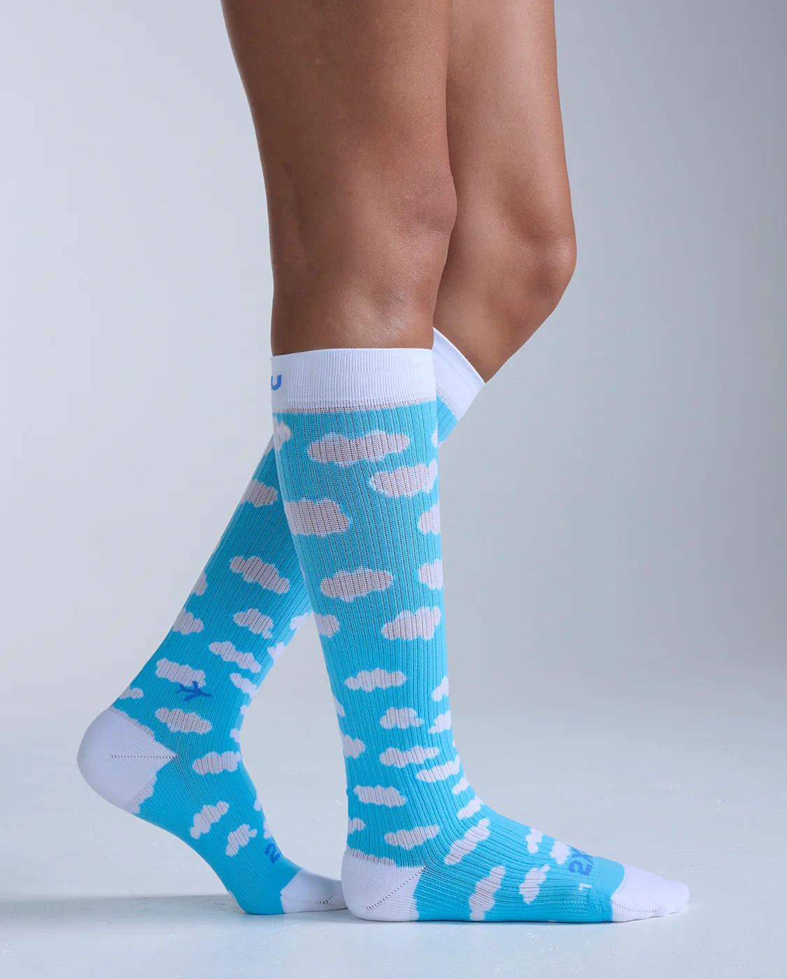 2XU Flight Bamboo Compression Socks 20-30 mmHg