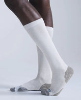 2XU 24/7 Bamboo Graduated Compression Socks (20-23 mmHg) - YoU Compression Wear